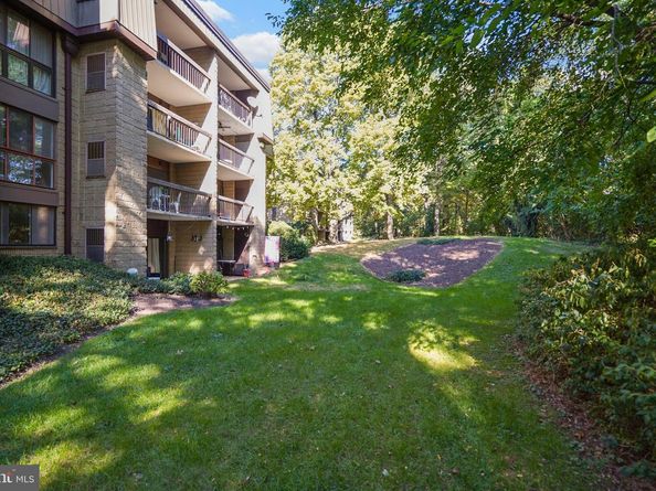 5160 Maris Avenue 201, Alexandria VA 22304