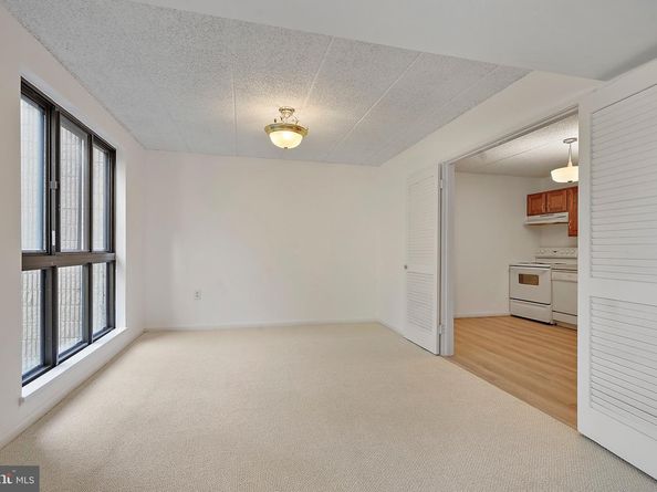 5160 Maris Avenue 201, Alexandria VA 22304