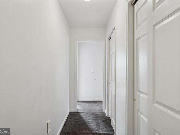 5 Sparks Circle, Glenolden PA 19036