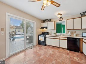 5 Sparks Circle, Glenolden PA 19036