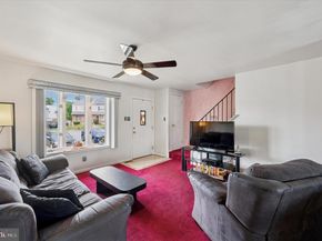 5 Sparks Circle, Glenolden PA 19036
