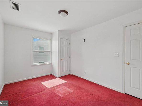 5 Sparks Circle, Glenolden PA 19036