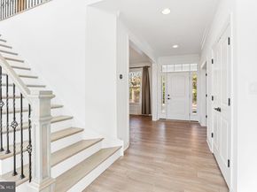 222 Grove Valley Court, Chalfont PA 18914