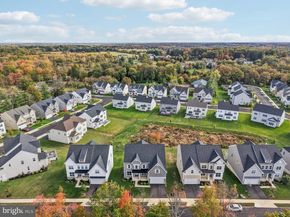 222 Grove Valley Court, Chalfont PA 18914