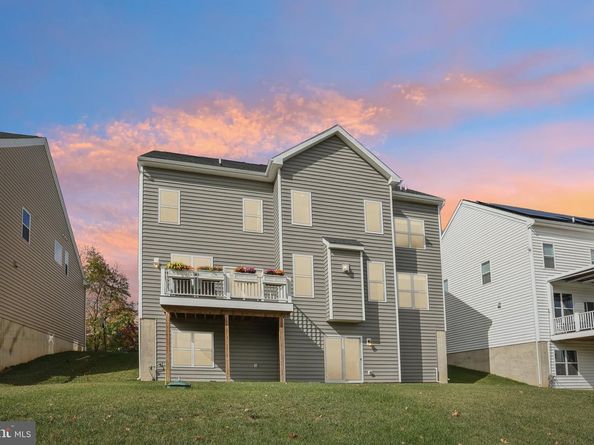222 Grove Valley Court, Chalfont PA 18914