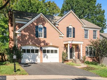 1255 Dartmouth Court
