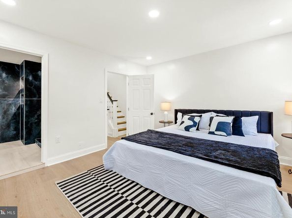 1316 S 6TH Street, Philadelphia PA 19147