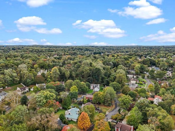 905 Pebble Lane, Southampton PA 18966