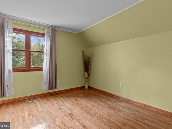 905 Pebble Lane, Southampton PA 18966