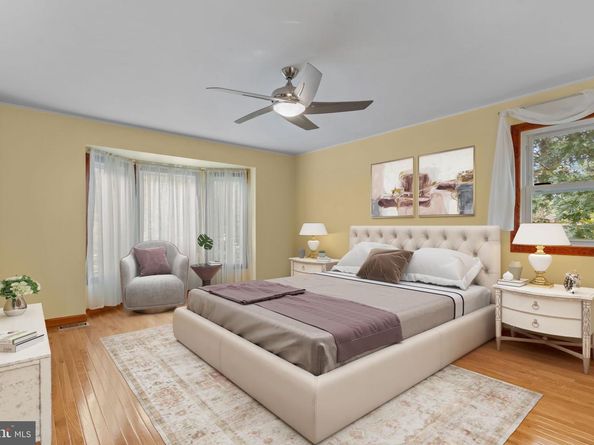 905 Pebble Lane, Southampton PA 18966