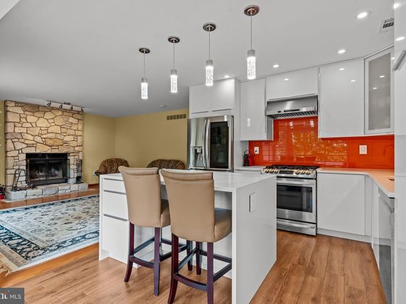 905 Pebble Lane, Southampton PA 18966