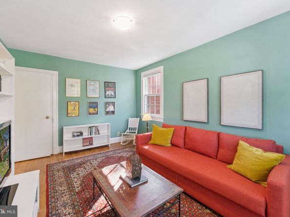 2814 38TH Street NW, Washington DC 20007