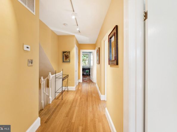 2814 38TH Street NW, Washington DC 20007