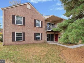 232 Old Forge Crossing, Devon PA 19333