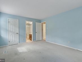 232 Old Forge Crossing, Devon PA 19333