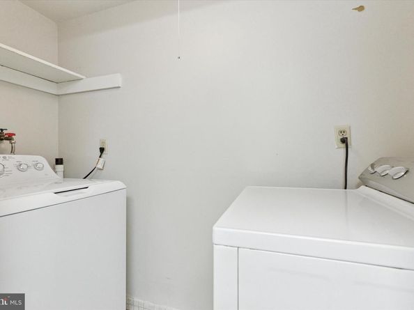 232 Old Forge Crossing, Devon PA 19333