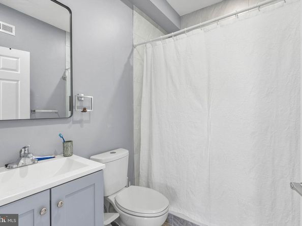 3211 Latona Street, Philadelphia PA 19146