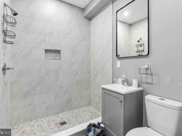 3211 Latona Street, Philadelphia PA 19146