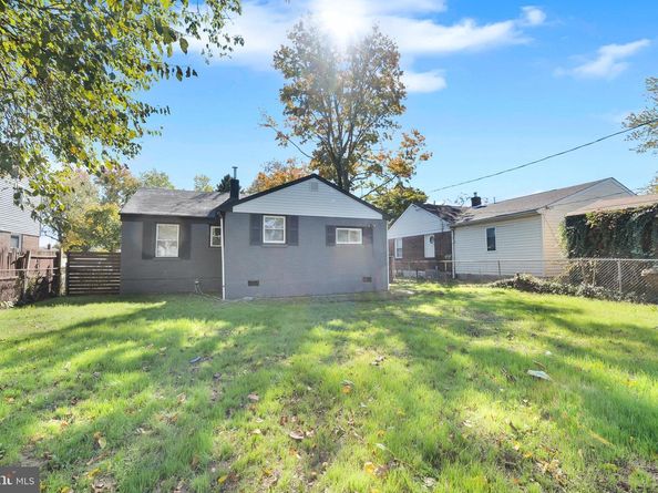 5711 Mustang Street, Levittown PA 19057