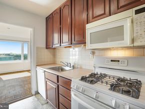 2475 Virginia Avenue NW 921, Washington DC 20037
