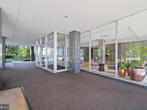 2475 Virginia Avenue NW 921, Washington DC 20037