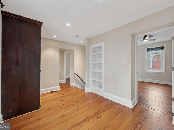2202 Madison Square, Philadelphia PA 19146
