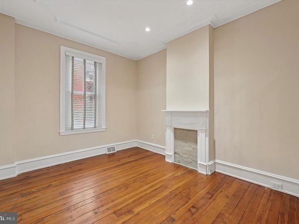 2202 Madison Square, Philadelphia PA 19146