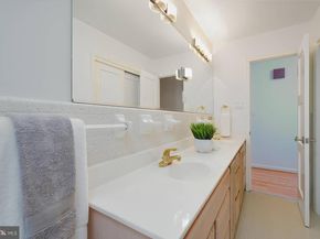 4105 27TH Street N, Arlington VA 22207