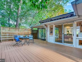 4105 27TH Street N, Arlington VA 22207