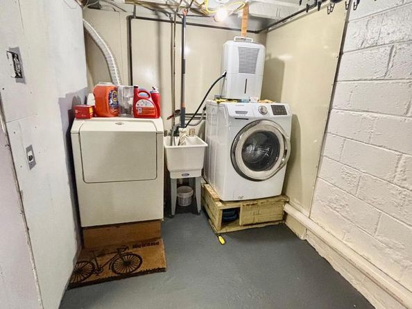 8012 Lawndale Avenue, Philadelphia PA 19111