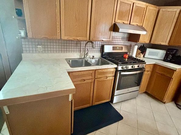 8012 Lawndale Avenue, Philadelphia PA 19111