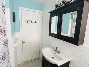 8012 Lawndale Avenue, Philadelphia PA 19111