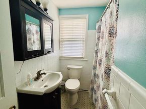 8012 Lawndale Avenue, Philadelphia PA 19111