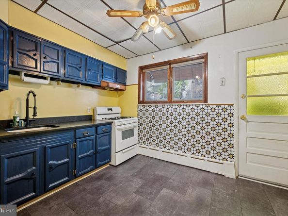 1021 Cantrell Street, Philadelphia PA 19148