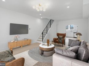 2033 S Mildred Street, Philadelphia PA 19148