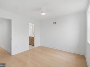 2033 S Mildred Street, Philadelphia PA 19148