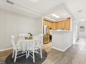 1361 Garden Wall Circle 701, Reston VA 20194
