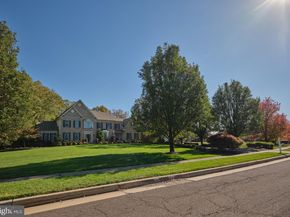 9 Pickering Drive, Newtown PA 18940