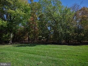 9 Pickering Drive, Newtown PA 18940