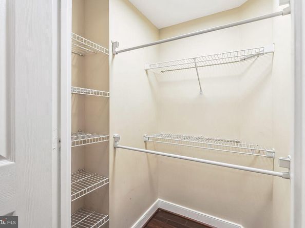 1050 N Taylor Street 1105, Arlington VA 22201