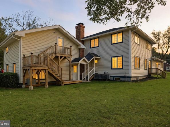 300 Lewis Street NW, Vienna VA 22180