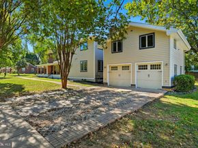 300 Lewis Street NW, Vienna VA 22180