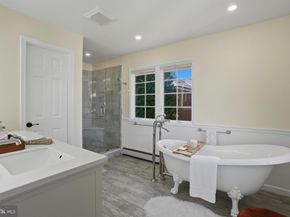 300 Lewis Street NW, Vienna VA 22180