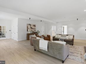 300 Lewis Street NW, Vienna VA 22180