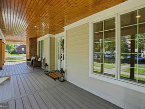 300 Lewis Street NW, Vienna VA 22180