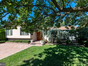 1558 Robinson Avenue, Willow Grove PA 19090