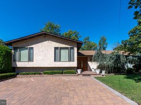 1558 Robinson Avenue, Willow Grove PA 19090