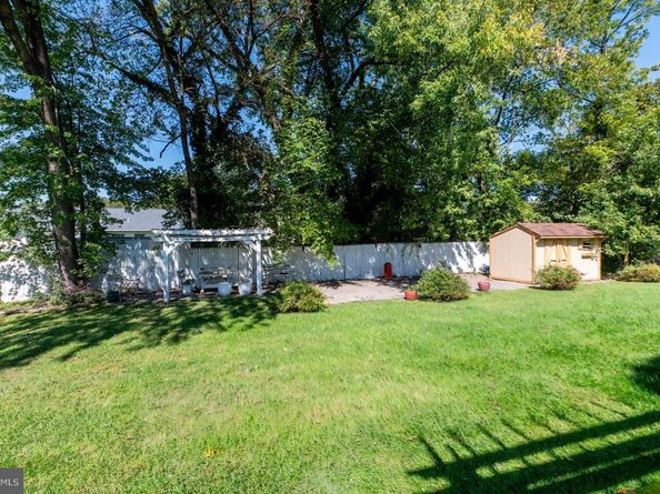 1558 Robinson Avenue, Willow Grove PA 19090
