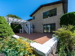 1558 Robinson Avenue, Willow Grove PA 19090