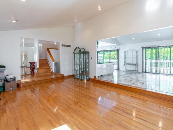 1558 Robinson Avenue, Willow Grove PA 19090
